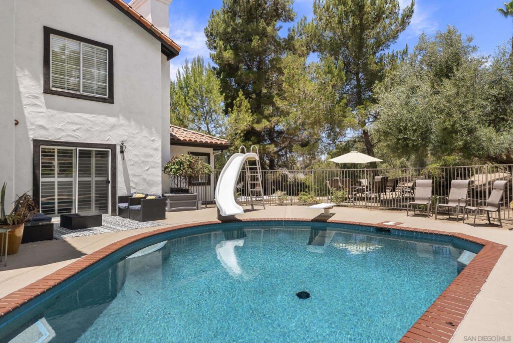 1696 Gil Property Photo 33