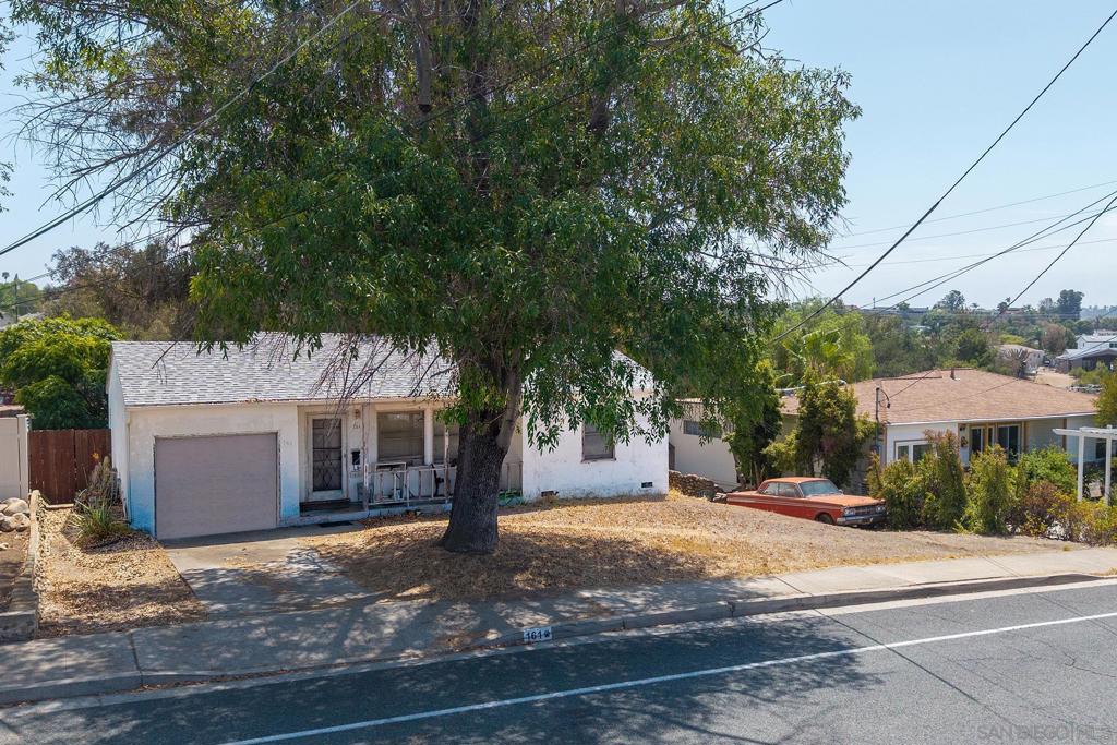 161 Garfield Ave Property Photo