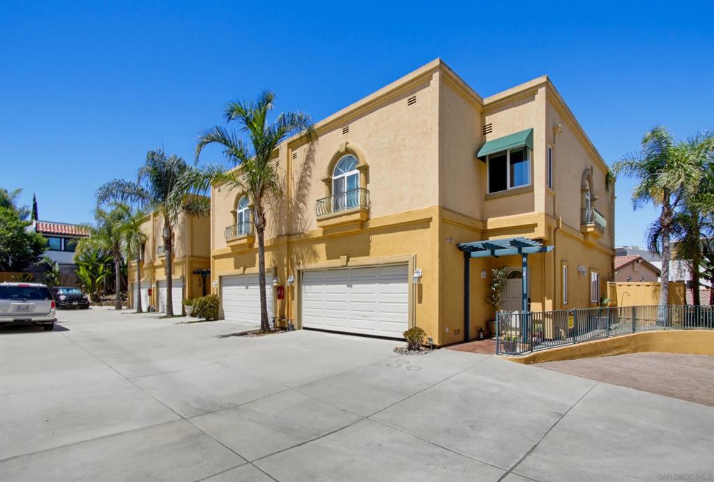 7565 Romeria St Property Photo 3