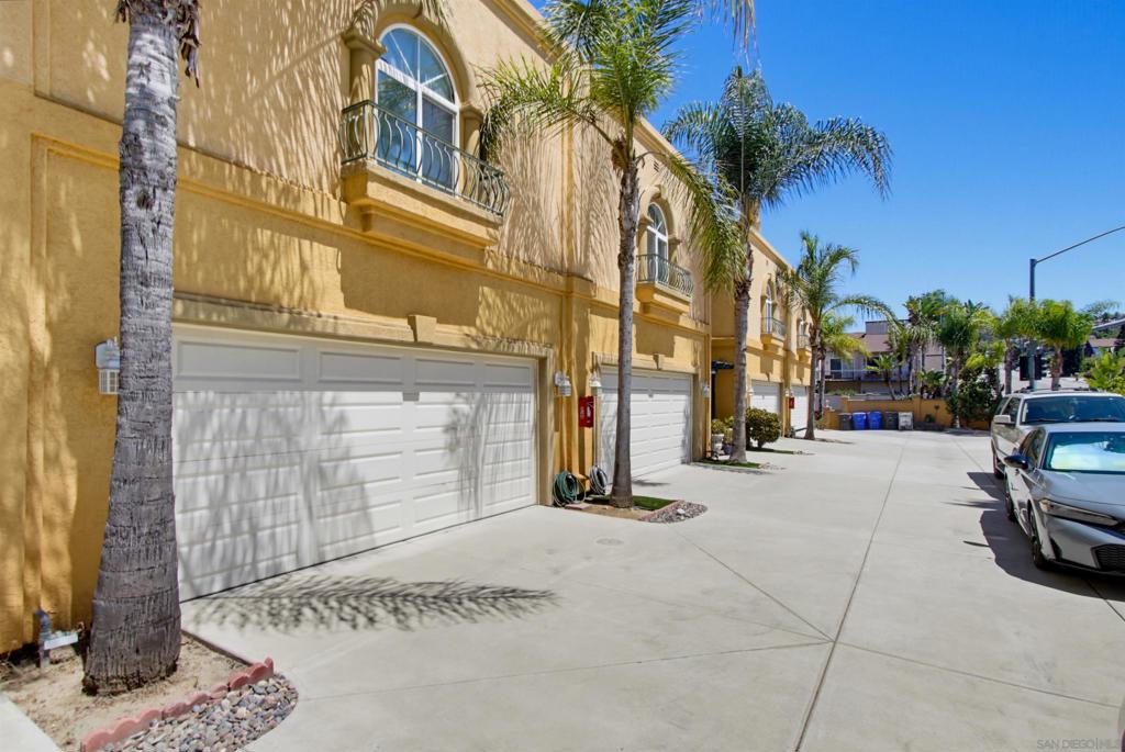 7565 Romeria St Property Photo 4