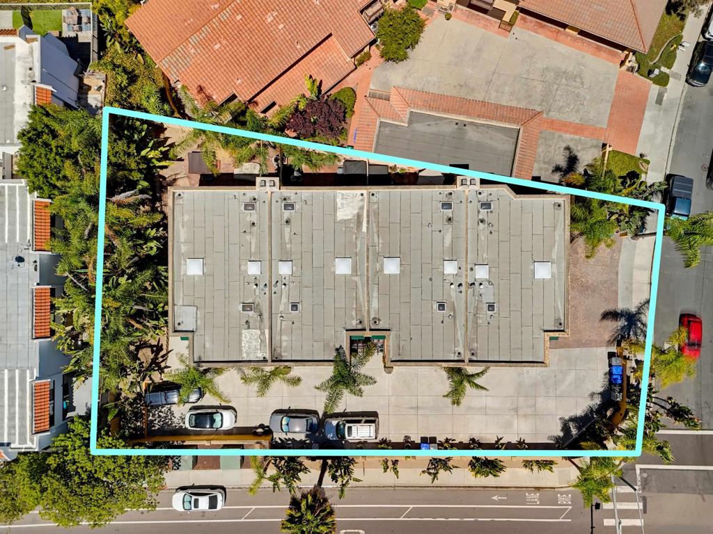 7565 Romeria St Property Photo 17