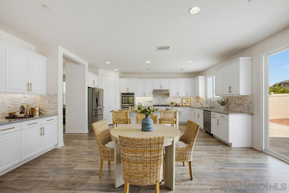 31217 Whistling Acres Dr Property Photo 16