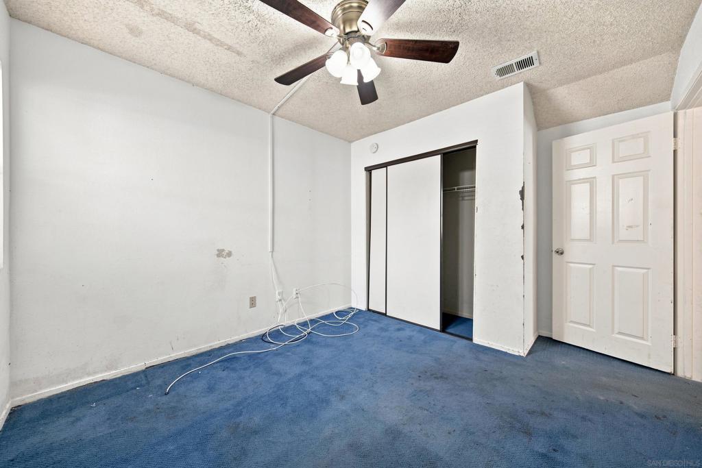 4524 Goldfinch Property Photo 20