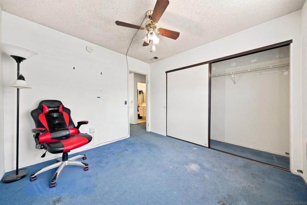 4524 Goldfinch Property Photo 26