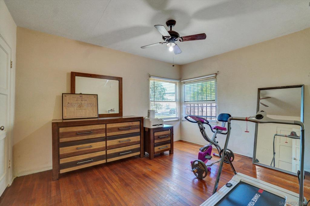 4746 Beech Property Photo 16