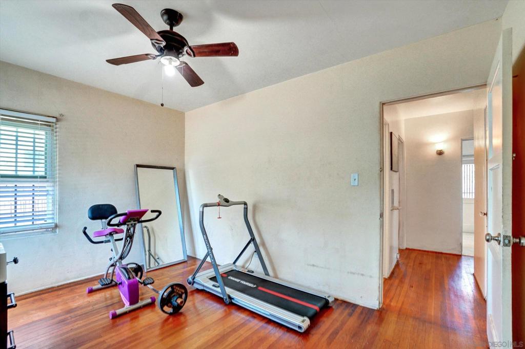 4746 Beech Property Photo 17