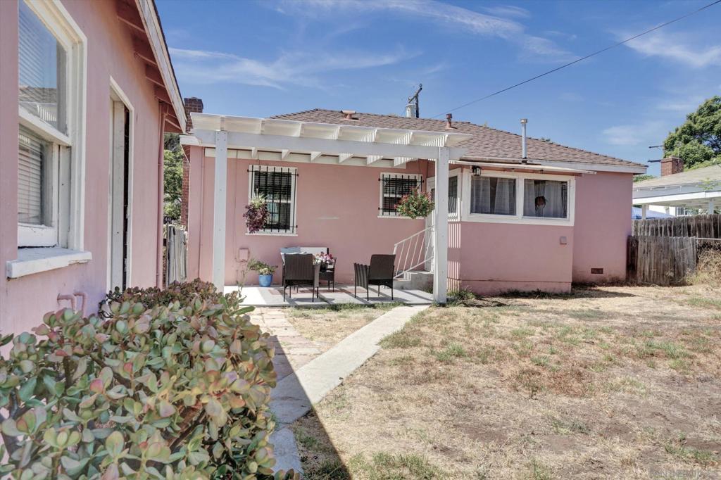 4746 Beech Property Photo 25