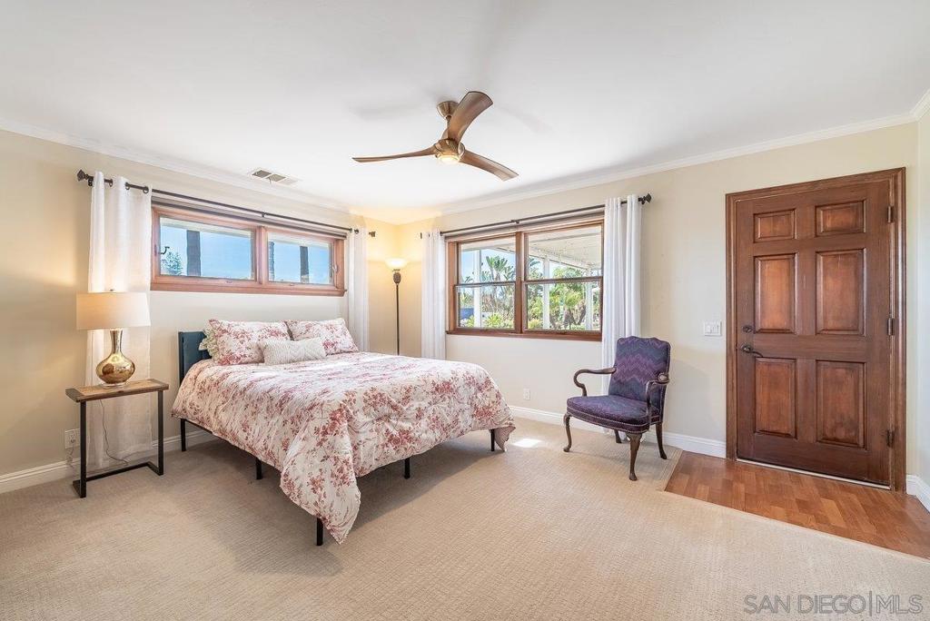 33 Gateview Property Photo 32