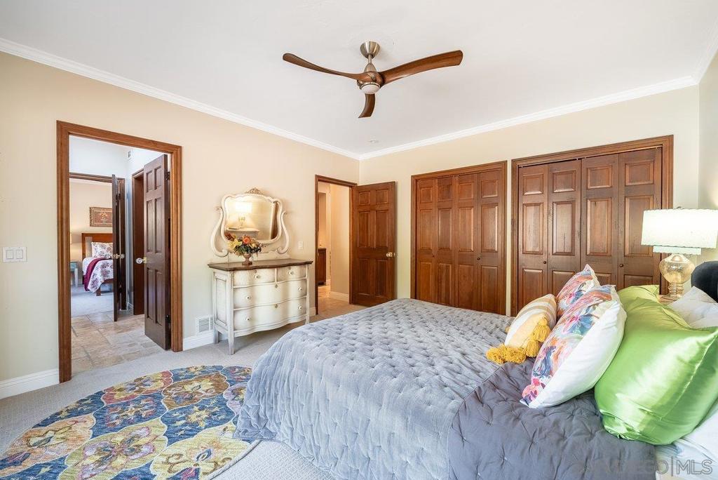 33 Gateview Property Photo 47