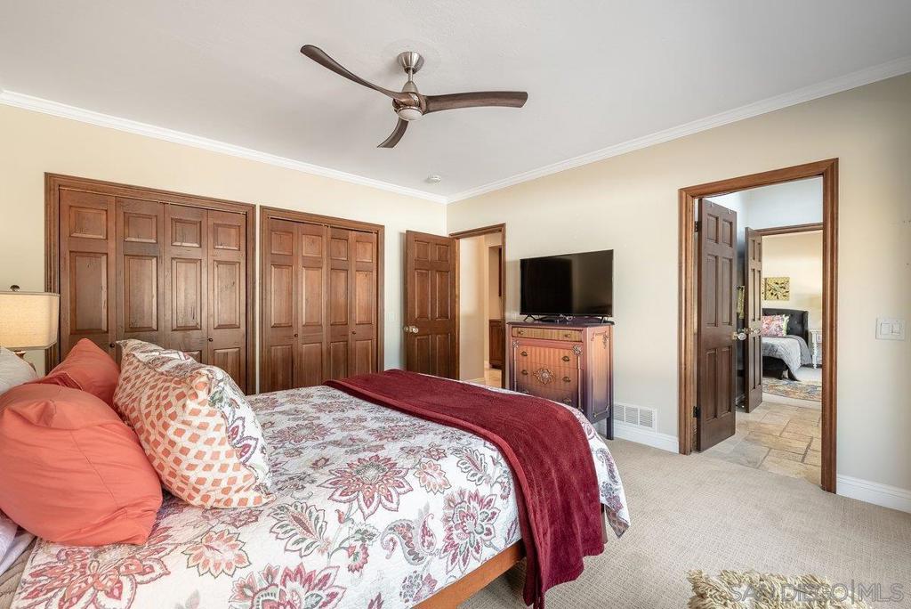 33 Gateview Property Photo 50