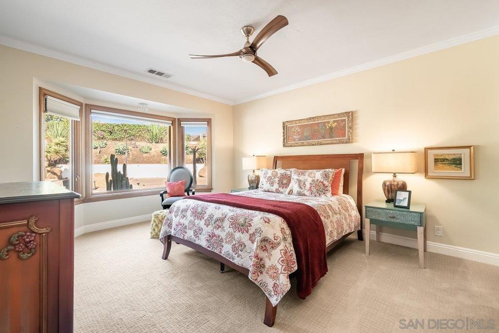 33 Gateview Property Photo 51
