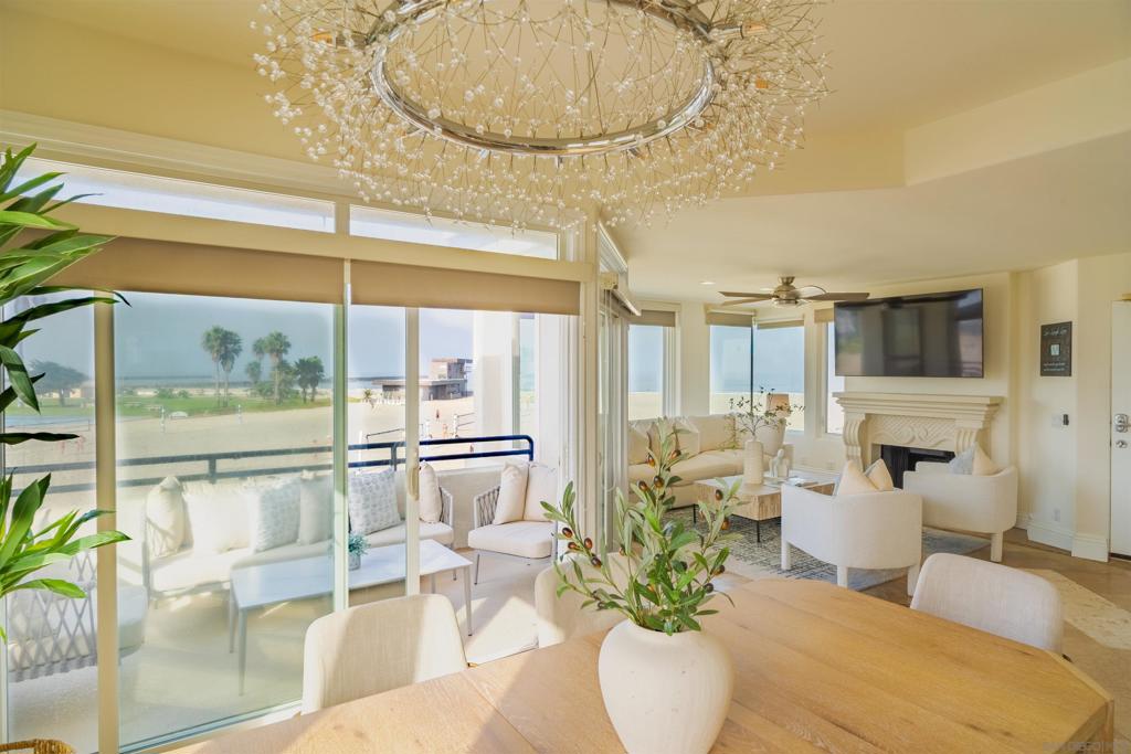 2689 Ocean Front Walk Property Photo 1