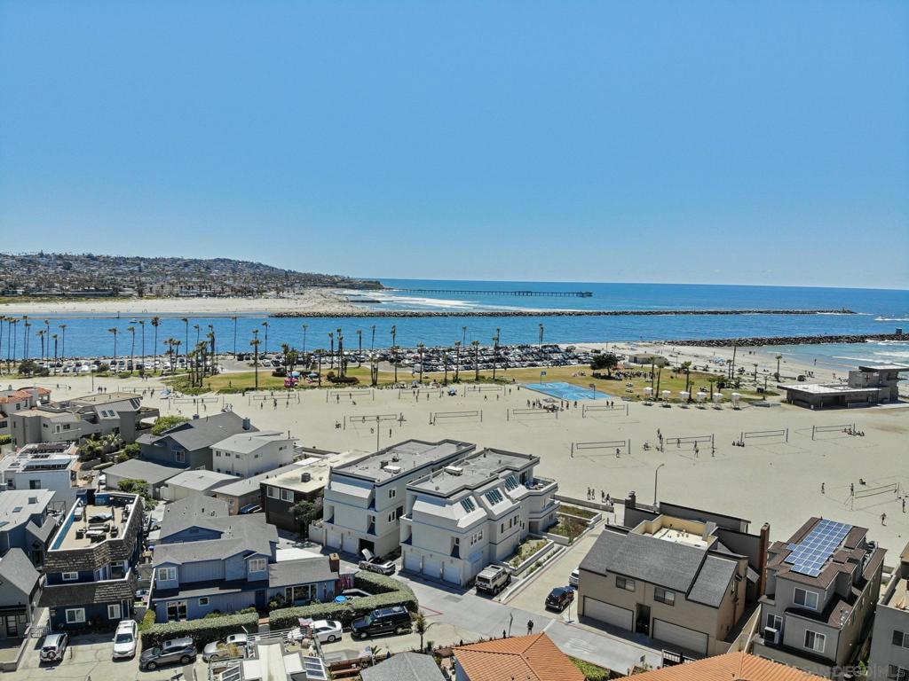 2689 Ocean Front Walk Property Photo 42