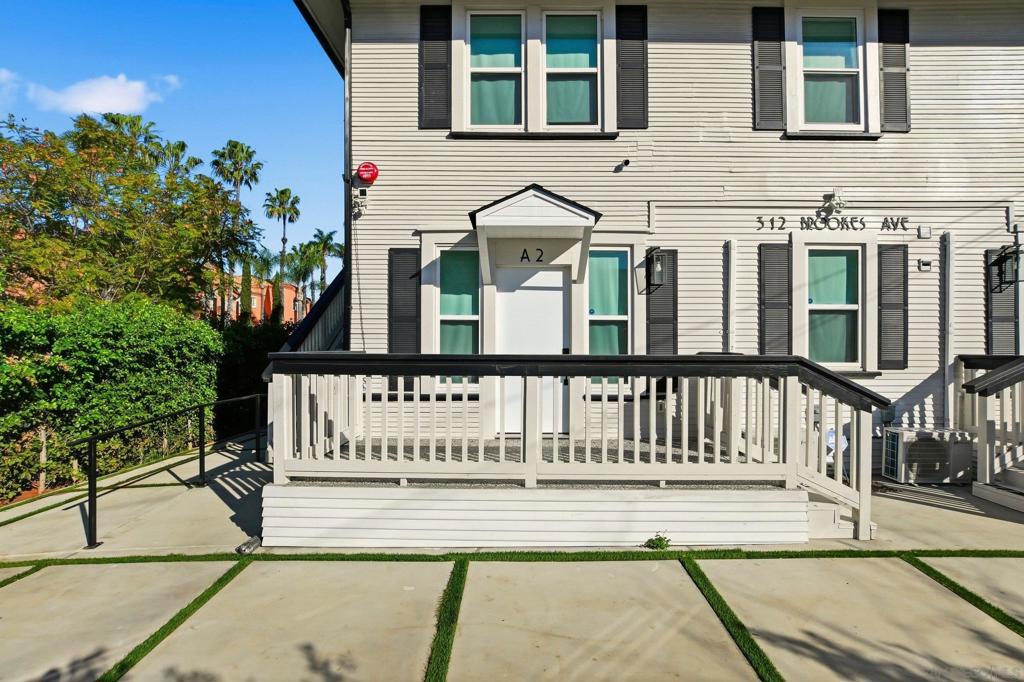 312 Brookes Ave Property Photo 3