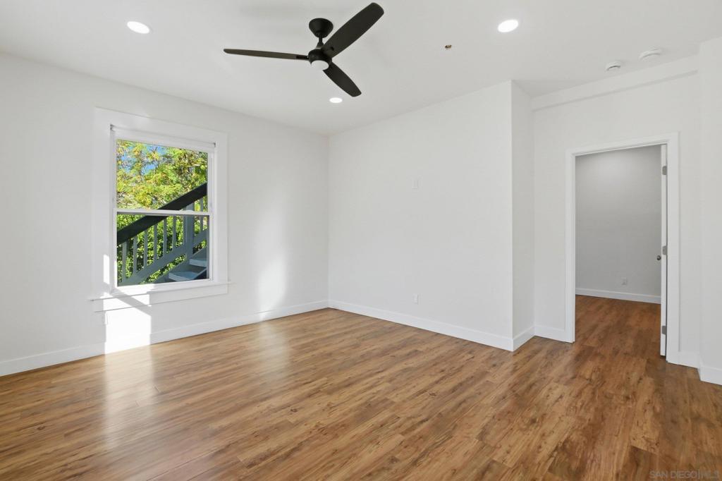 312 Brookes Ave Property Photo 4