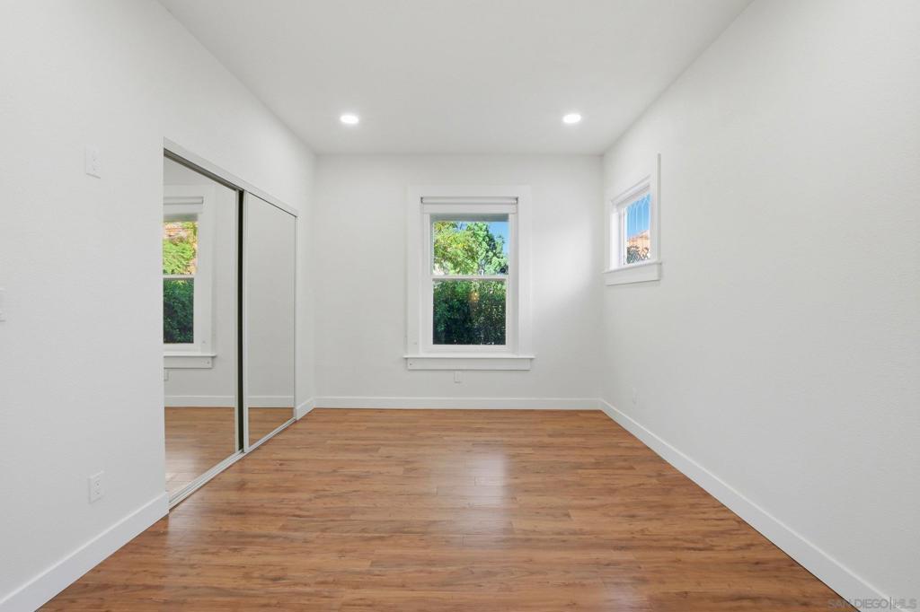 312 Brookes Ave Property Photo 12