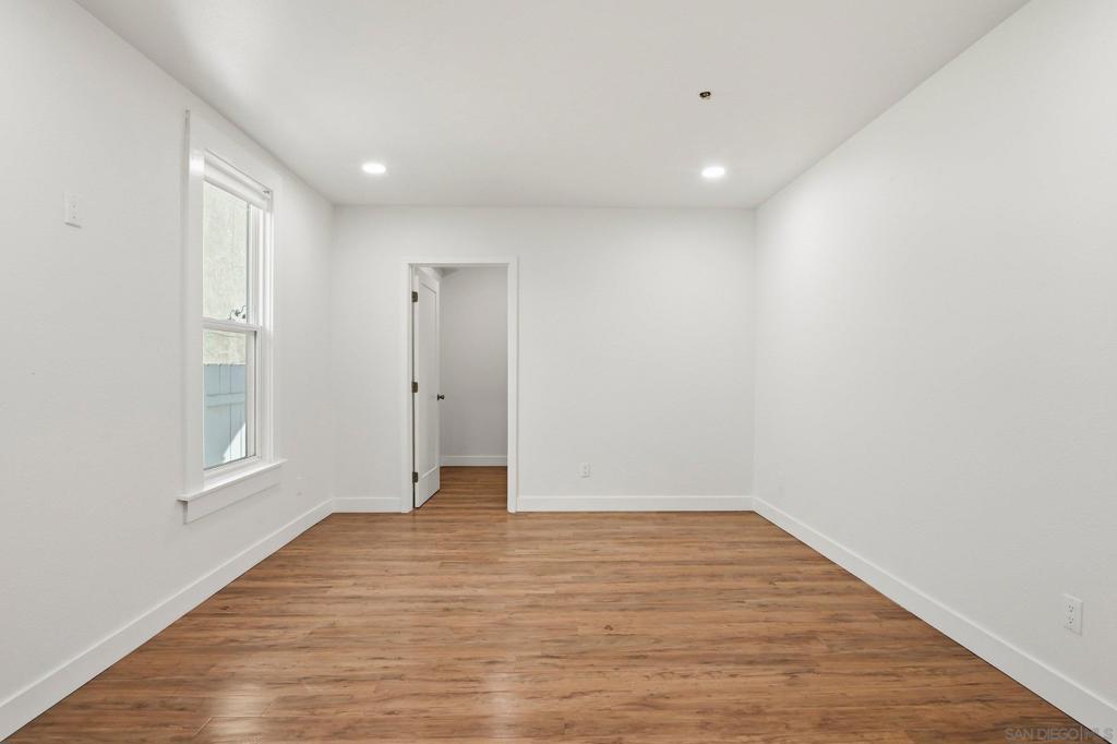 312 Brookes Ave Property Photo 29