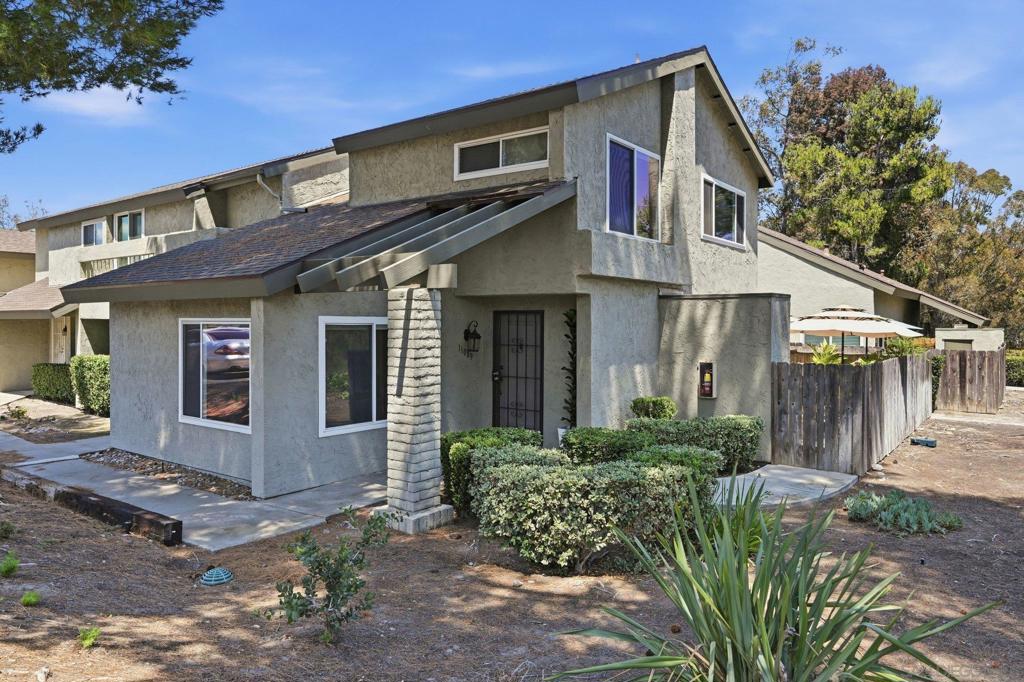 11089 Clairemont Mesa Blvd Property Photo 1