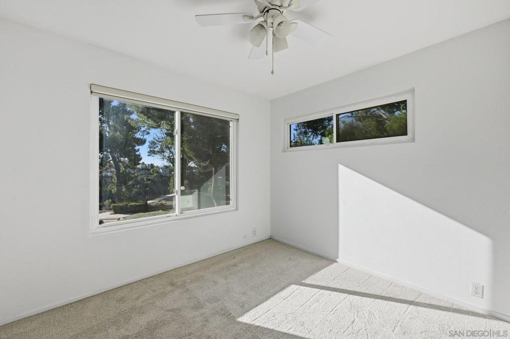 11089 Clairemont Mesa Blvd Property Photo 19