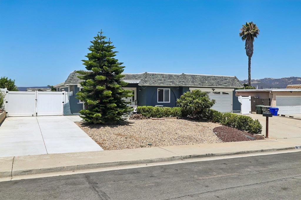 598 Tam O Shanter Dr Property Photo 1