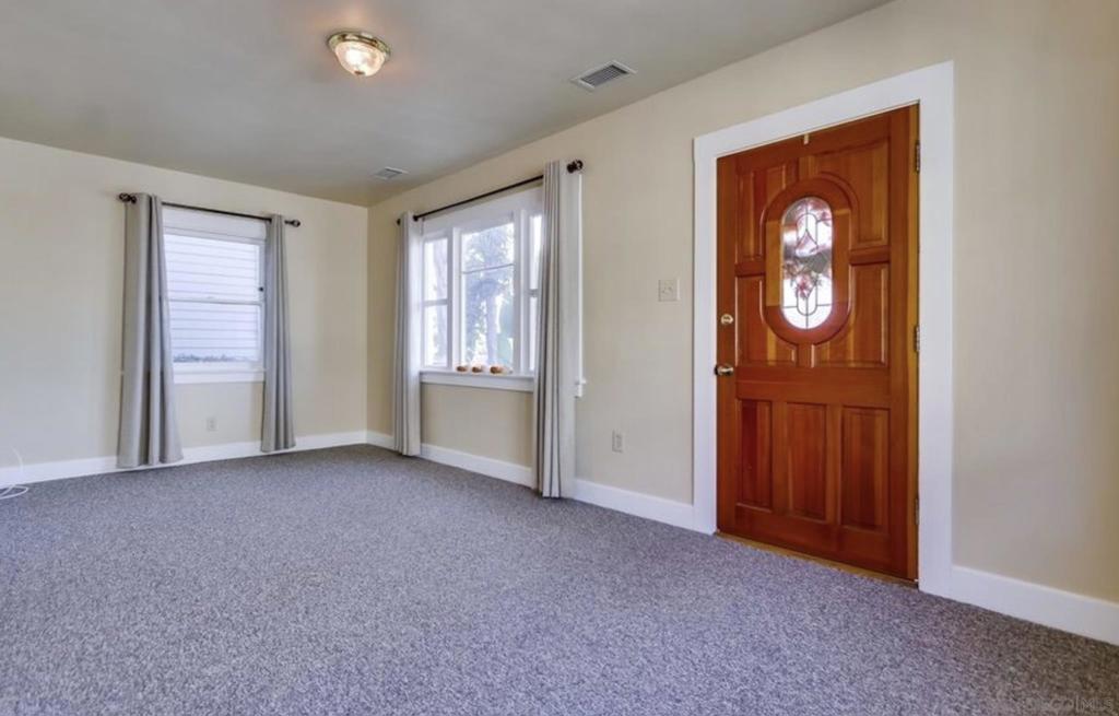 355 19th Property Photo 5