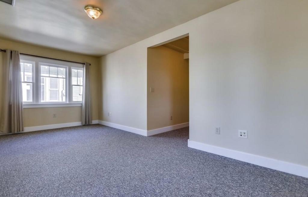 355 19th Property Photo 7