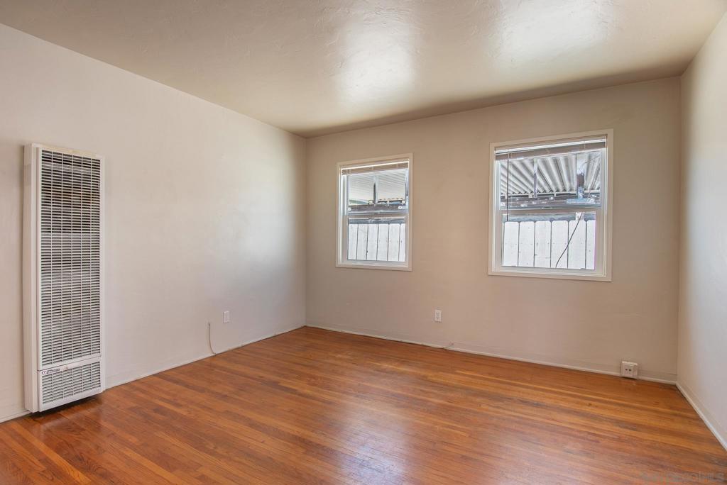 4522 52nd St. Property Photo 4