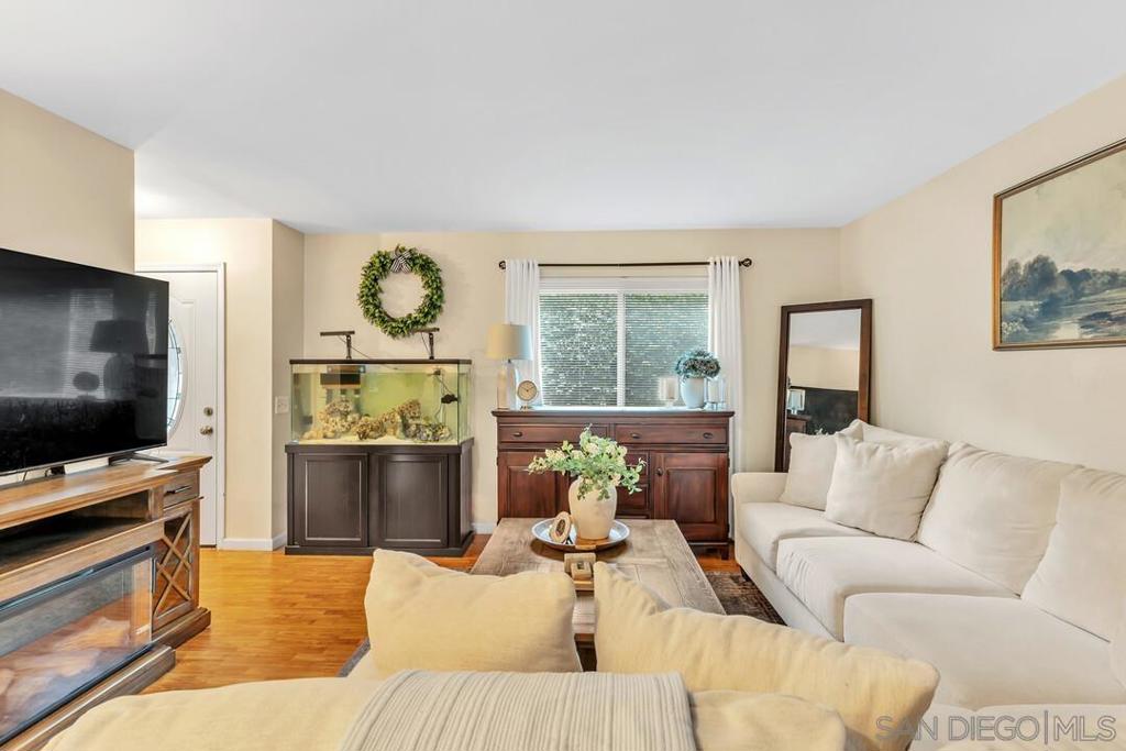 10609 Aristocrat Property Photo 3