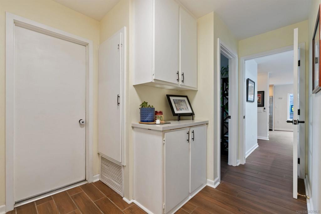 6150 Decanture Ct Property Photo 27