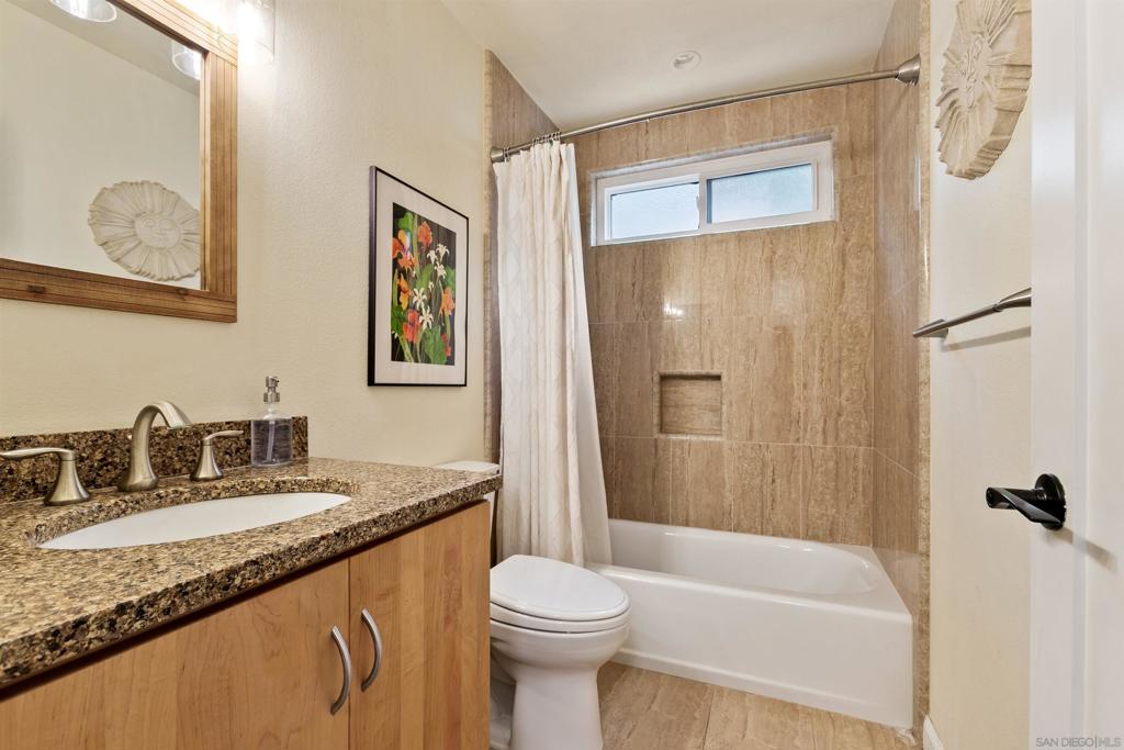 6150 Decanture Ct Property Photo 31