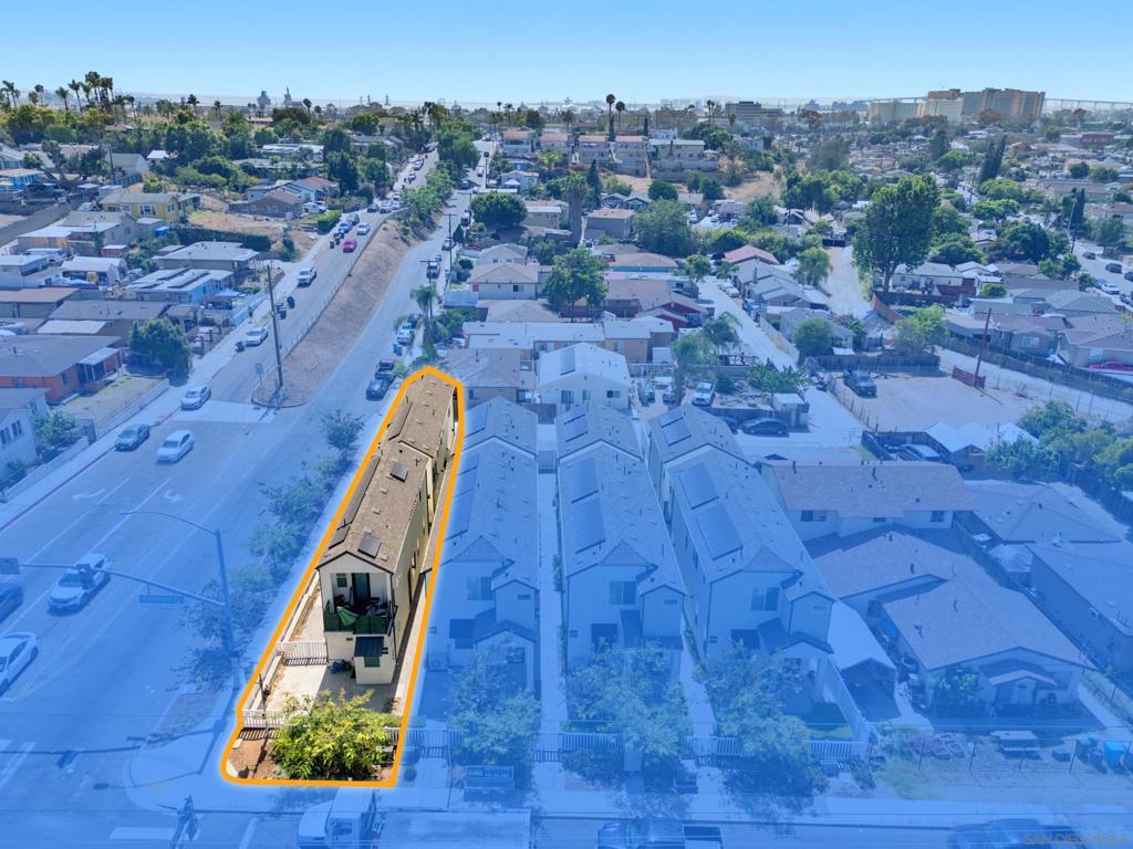 2036 N Highland Ave Property Photo 31