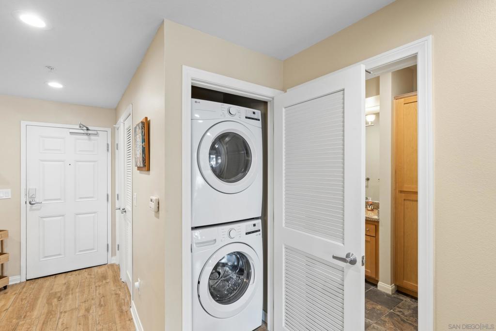 450 J St 3041 Property Photo 13