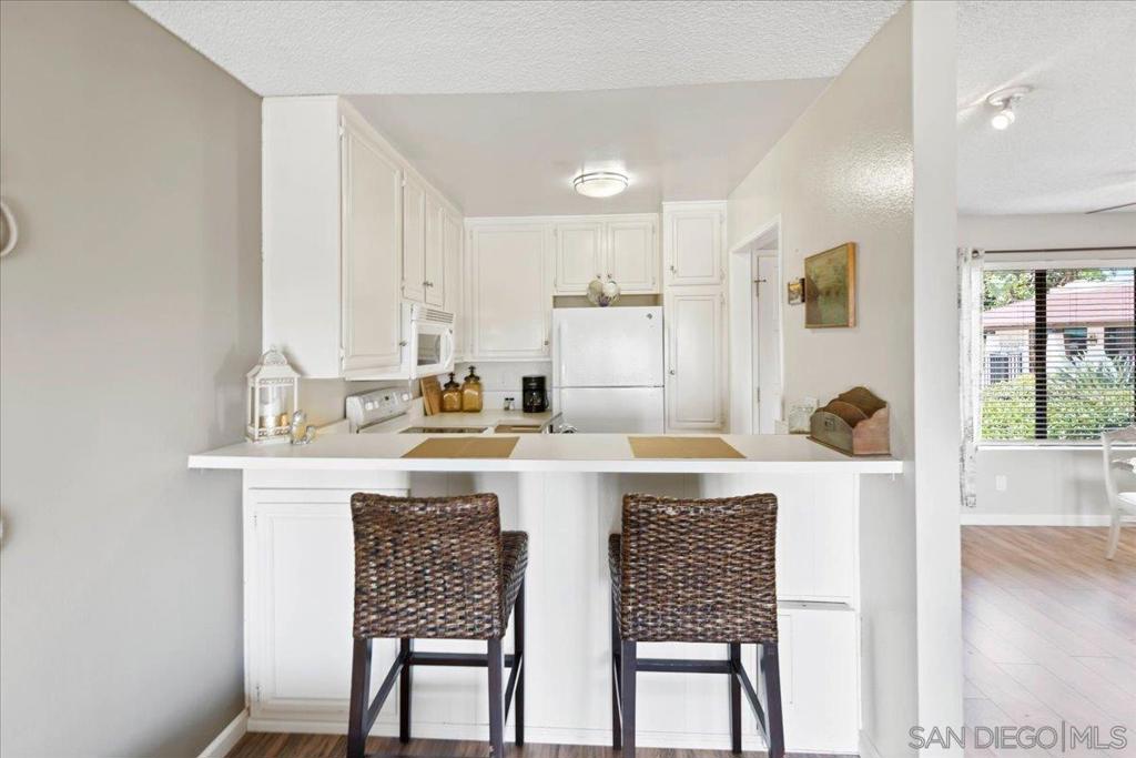 6924 Hyde Park Dr 104 Property Photo 11