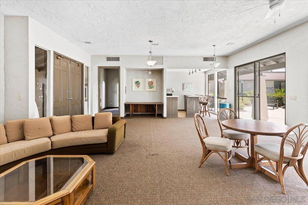 6924 Hyde Park Dr 104 Property Photo 35