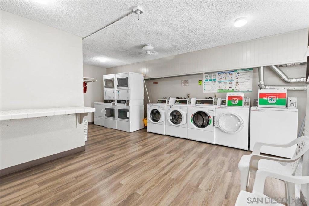 6924 Hyde Park Dr 104 Property Photo 38