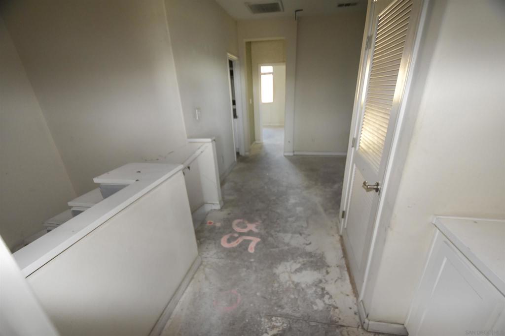 4300 Newton Ave 85 Property Photo 11