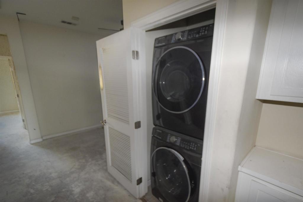 4300 Newton Ave 85 Property Photo 12