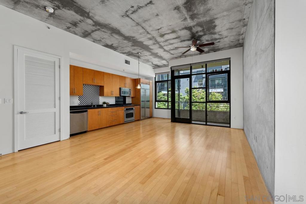 1050 Island Ave 406 Property Photo 6