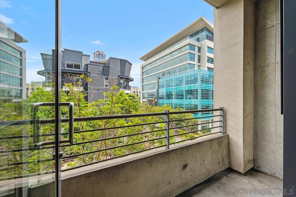 1050 Island Ave 406 Property Photo 16