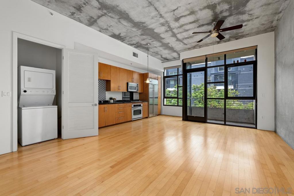 1050 Island Ave 406 Property Photo 23