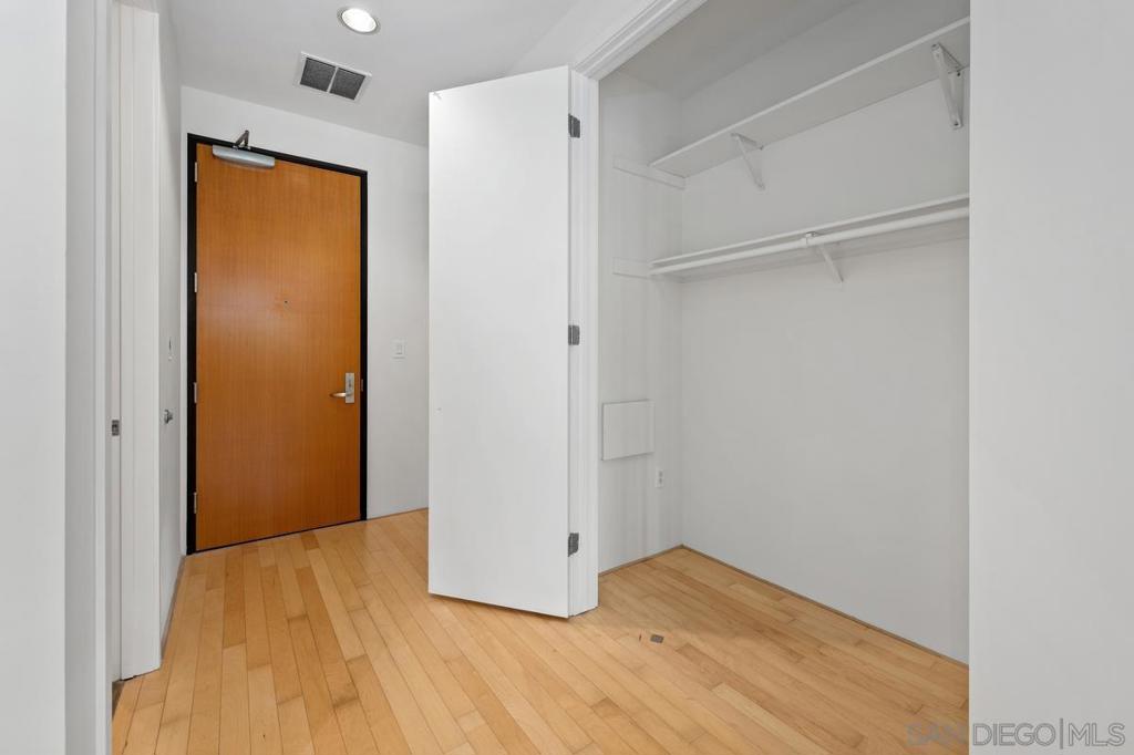 1050 Island Ave 406 Property Photo 24