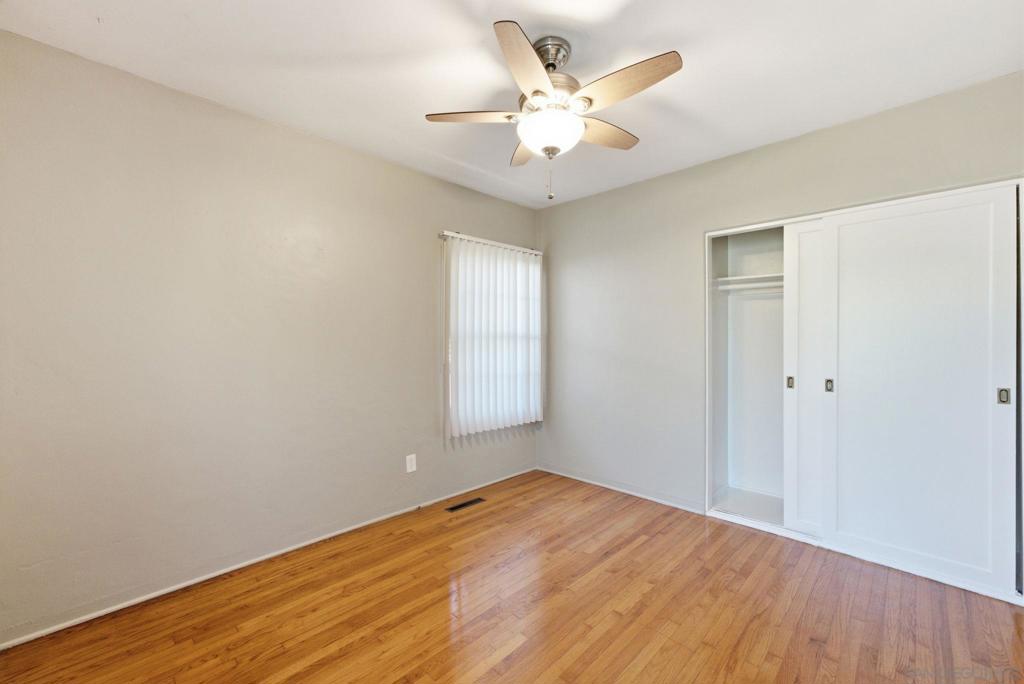 3422 24 Albert St Property Photo 15