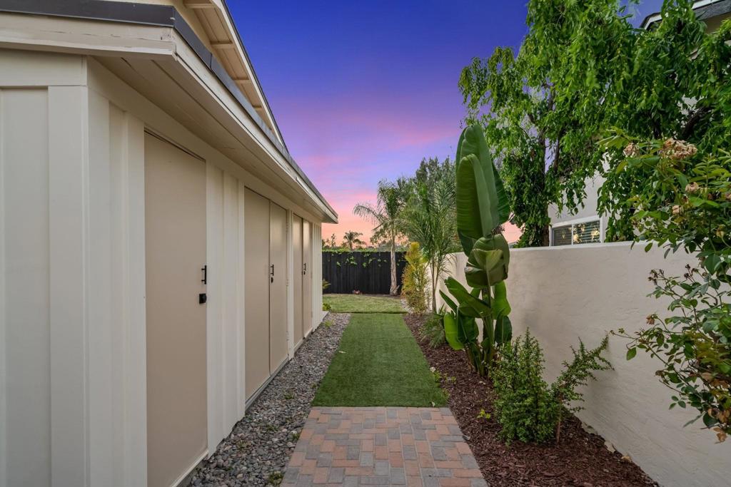 12674 Metate Ln Property Photo 36