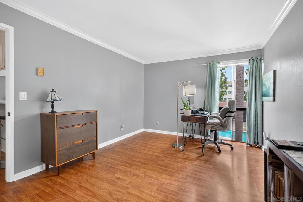 6924 Hyde Park 220 Property Photo 16