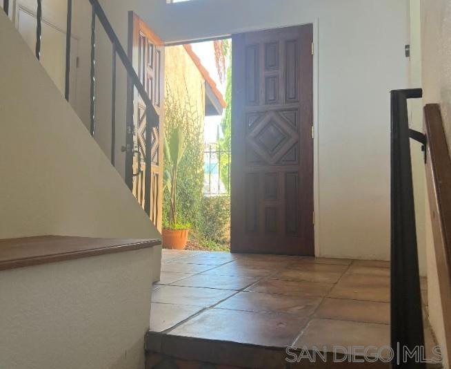 624 Schafer Place Property Photo 4