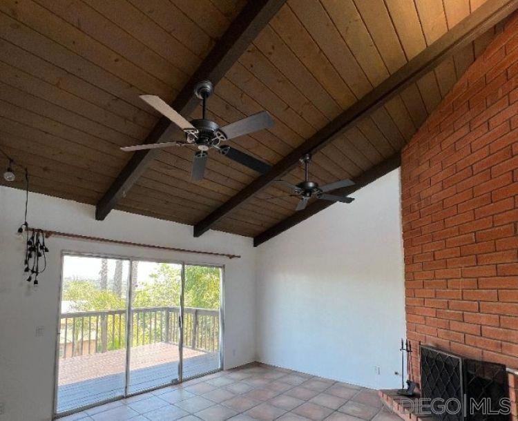 624 Schafer Place Property Photo 24