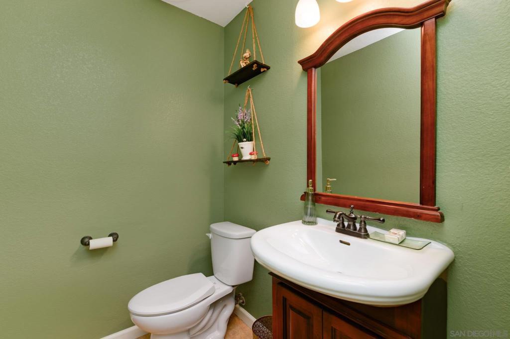 1453 N Broadway C Property Photo 21