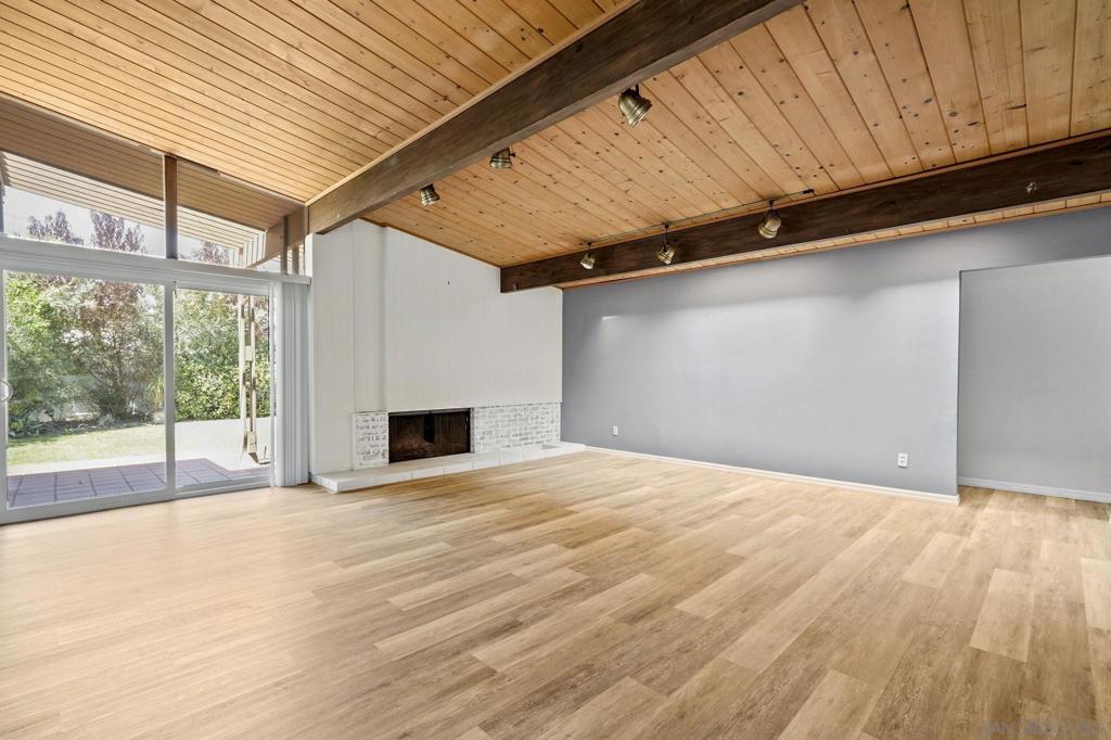 5532 Soderblom Ct Property Photo 8