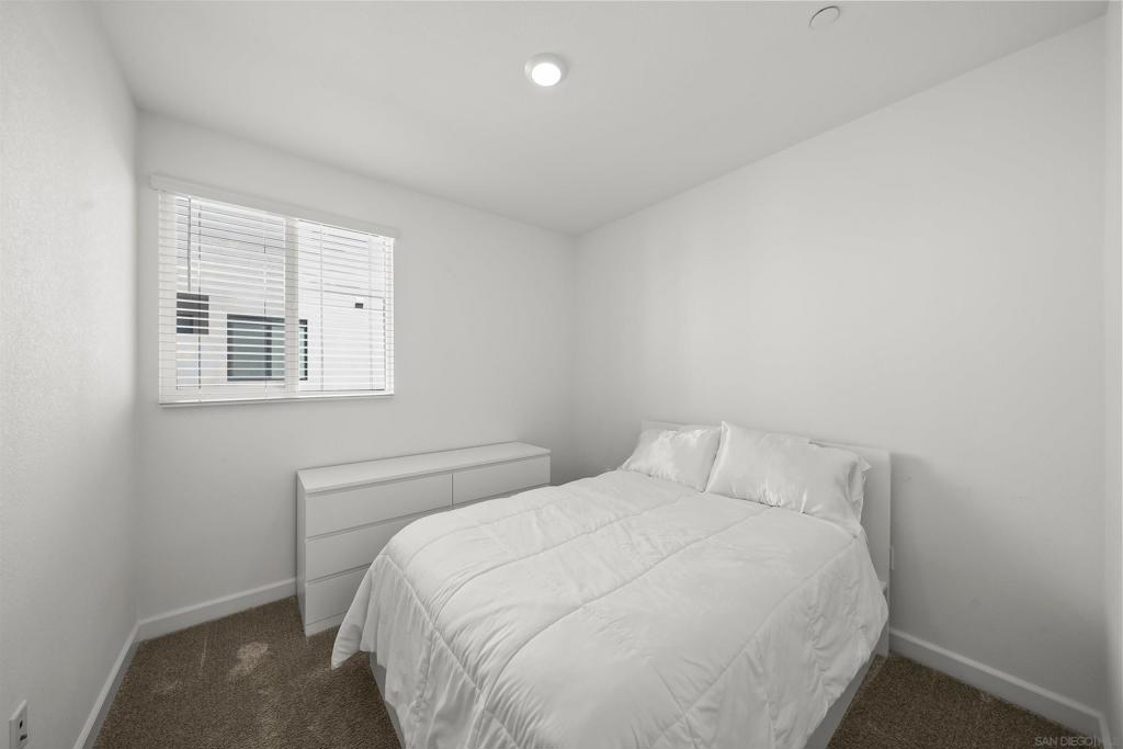 2005 Vela Ln. Property Photo 12