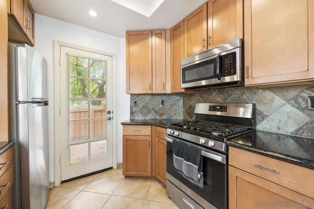 4035 Carmel View Road 117 Property Photo 13